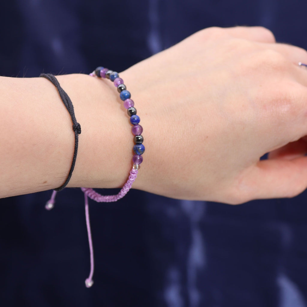 Aquarius Zodiac Crystal Candle & Gemstone Bracelet | Velora