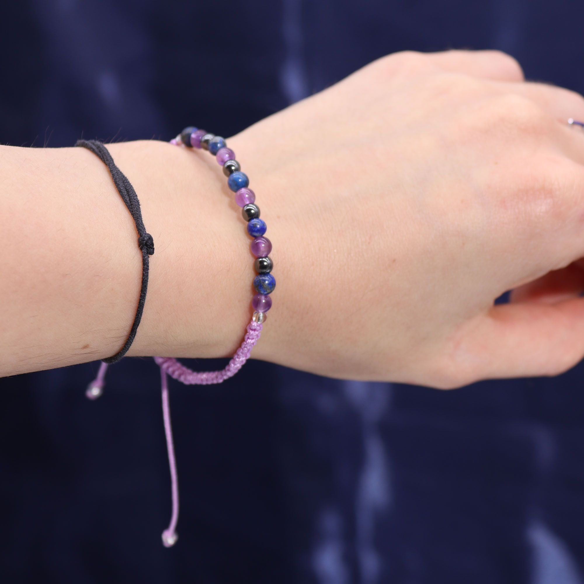 Aquarius Zodiac Crystal Candle & Gemstone Bracelet | Velora