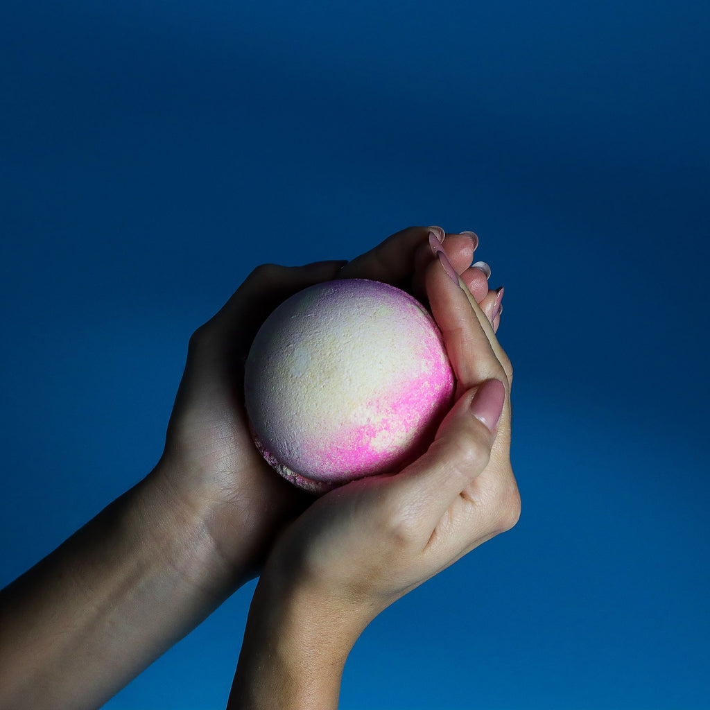 Set of 3 Pink Lemonade Bath Bombs | Velora