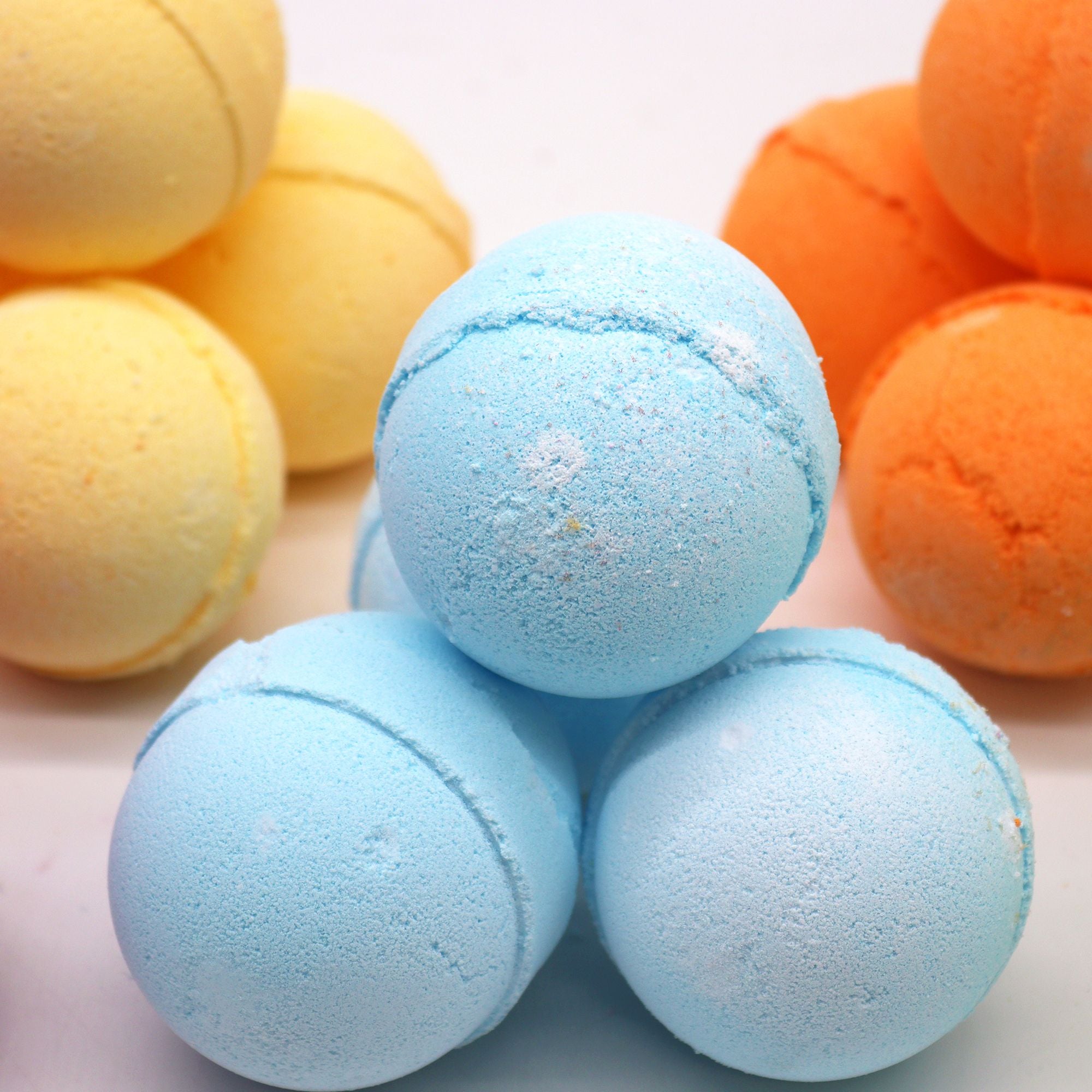Essential Oil Bath Bomb - Lavender & Marjoram | Velora