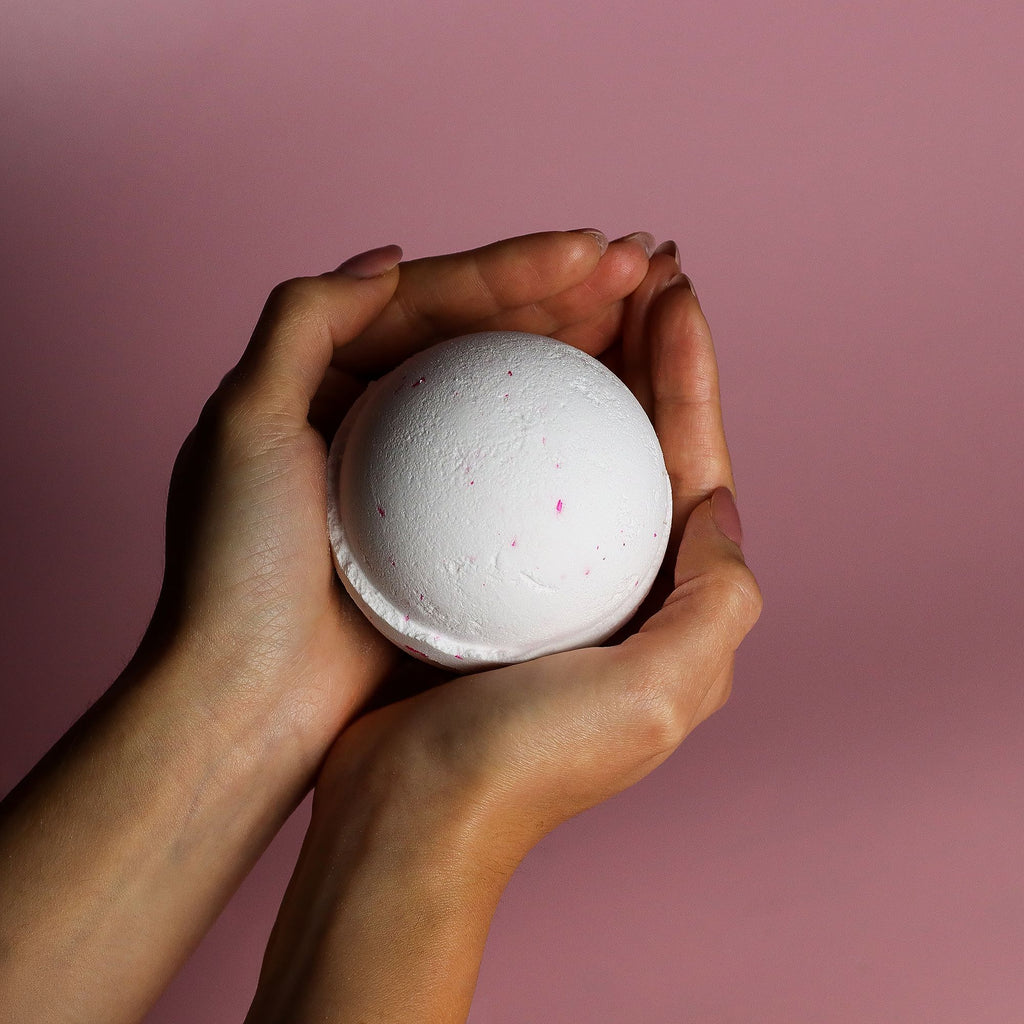 Set of 3 Coconut Dream Bath Bombs | Velora