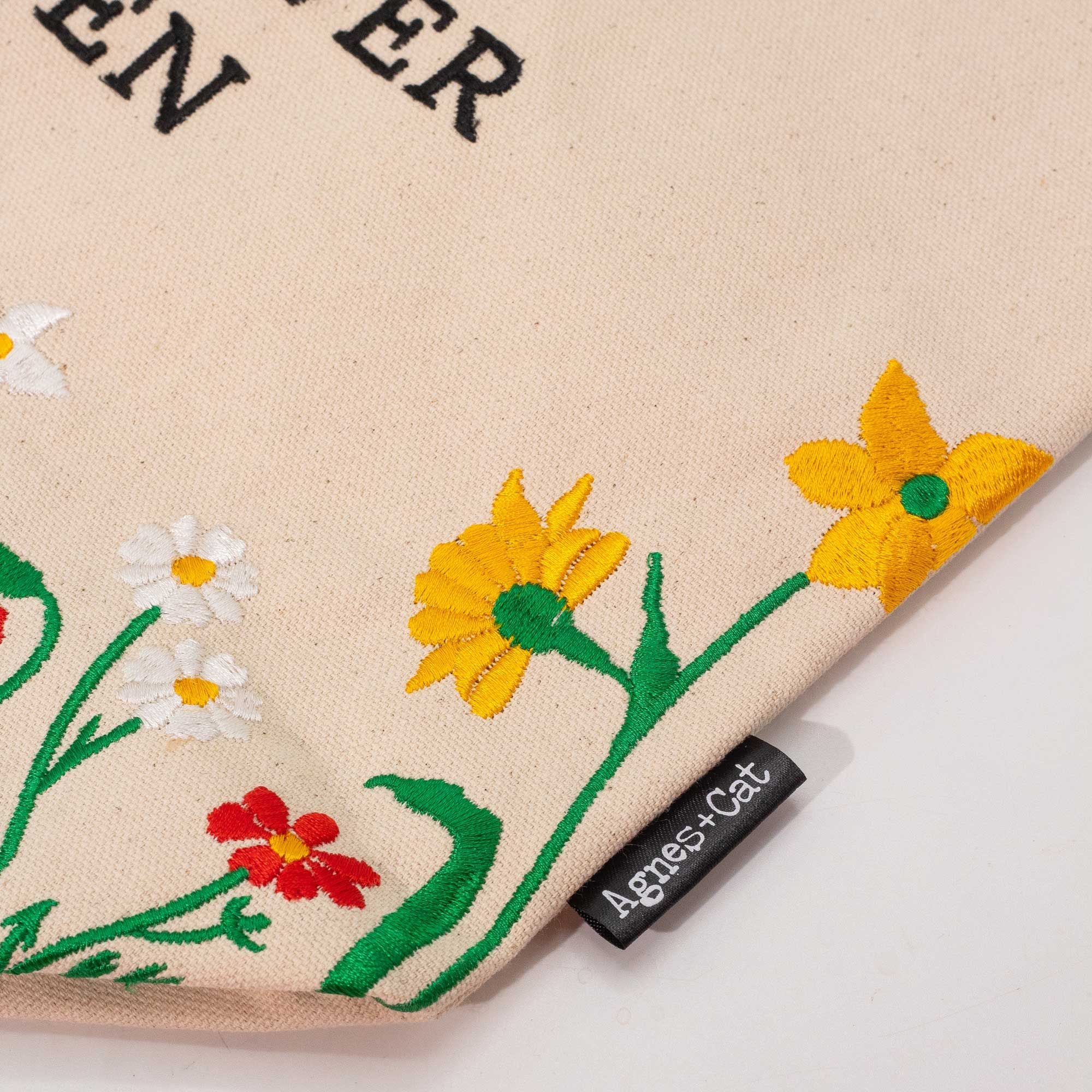 Agnes + Cat Wildflower Garden Tote Bag - Red Flowers | Velora