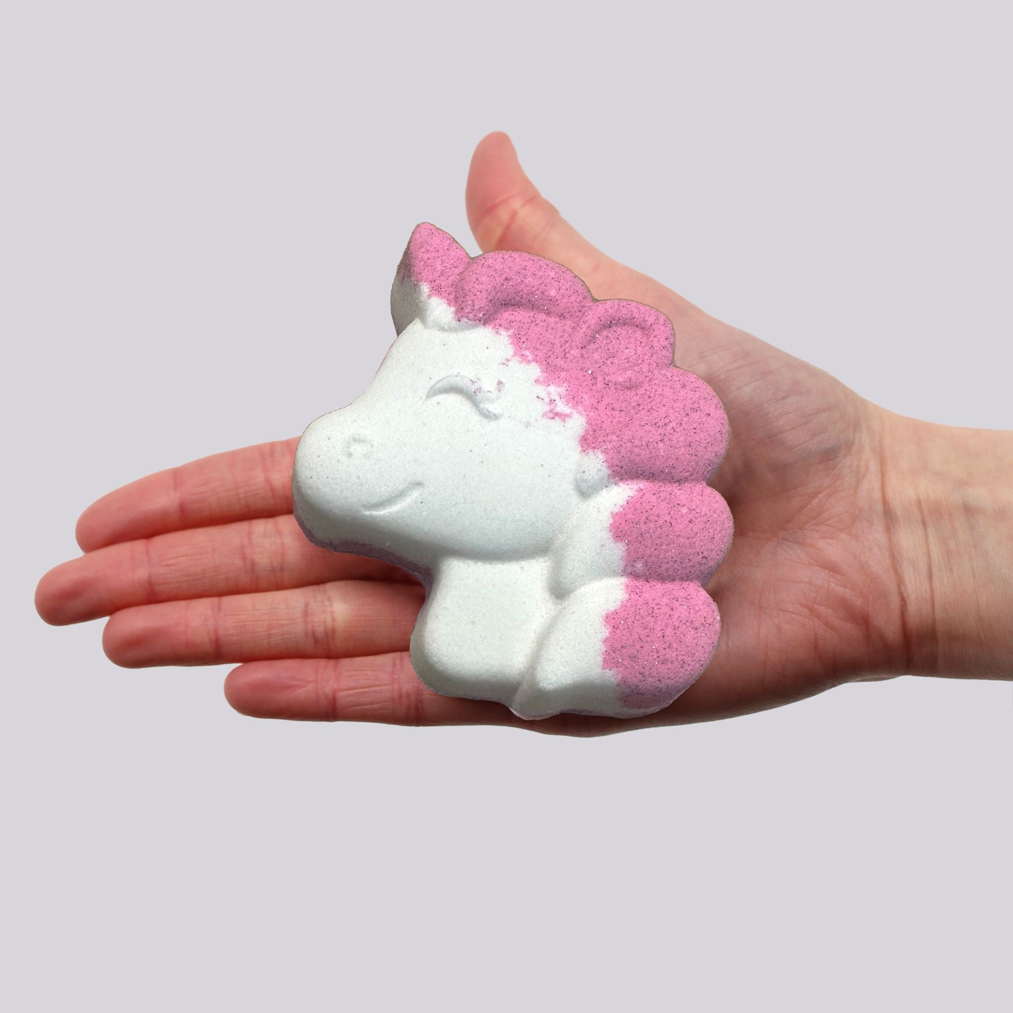 Unicorn Bath Bomb - Passion Fruit | 100g | Velora
