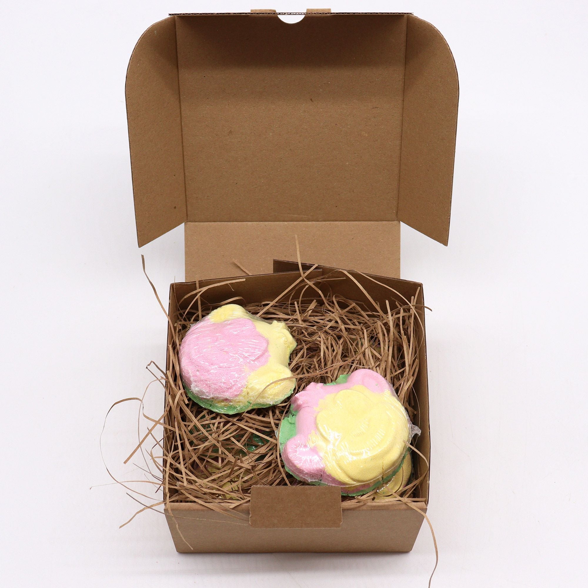 Monkey Bath Bomb - Guava & Strawberry | 90g | Velora