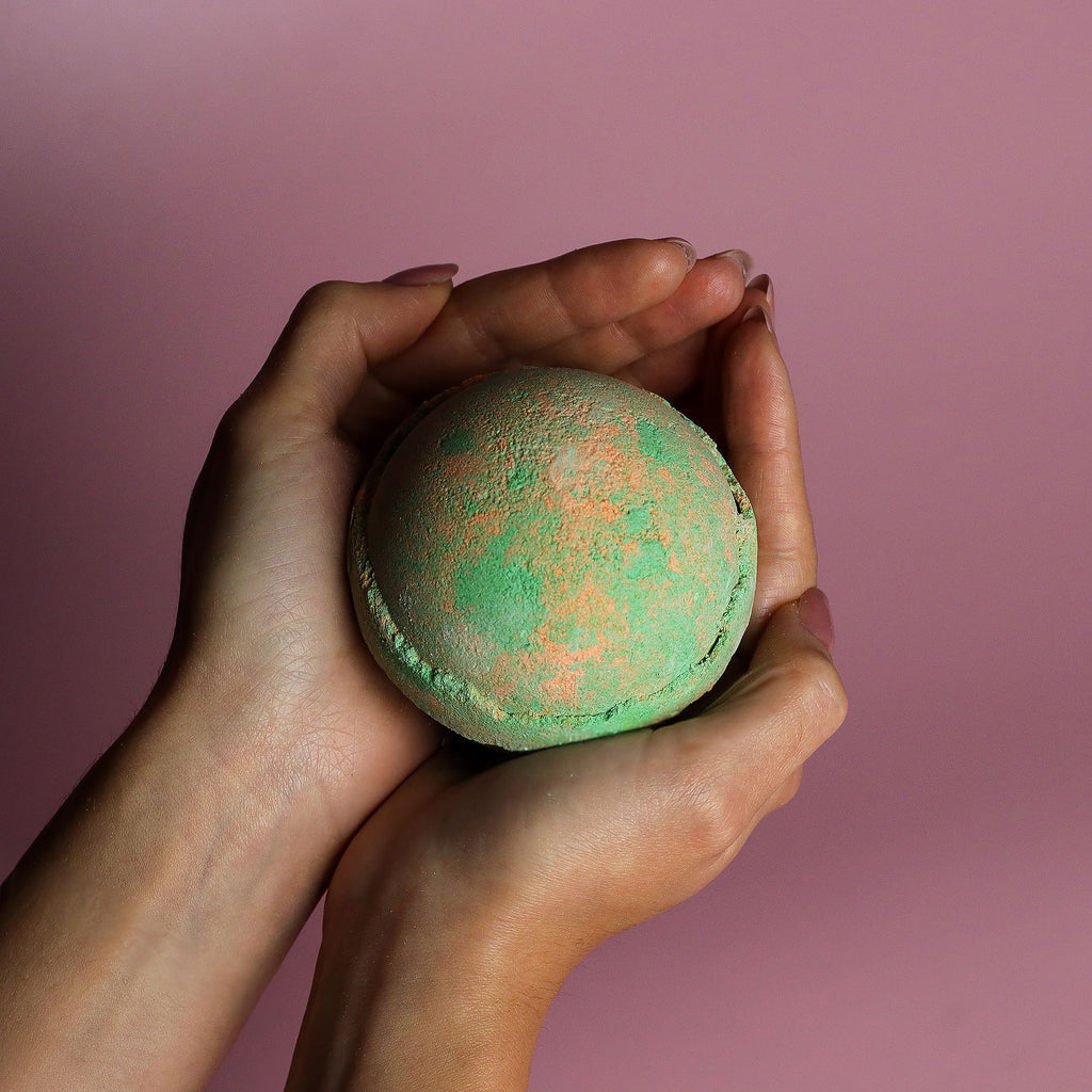 Set of 3 Hawaiian Mango Bath Bombs | Velora