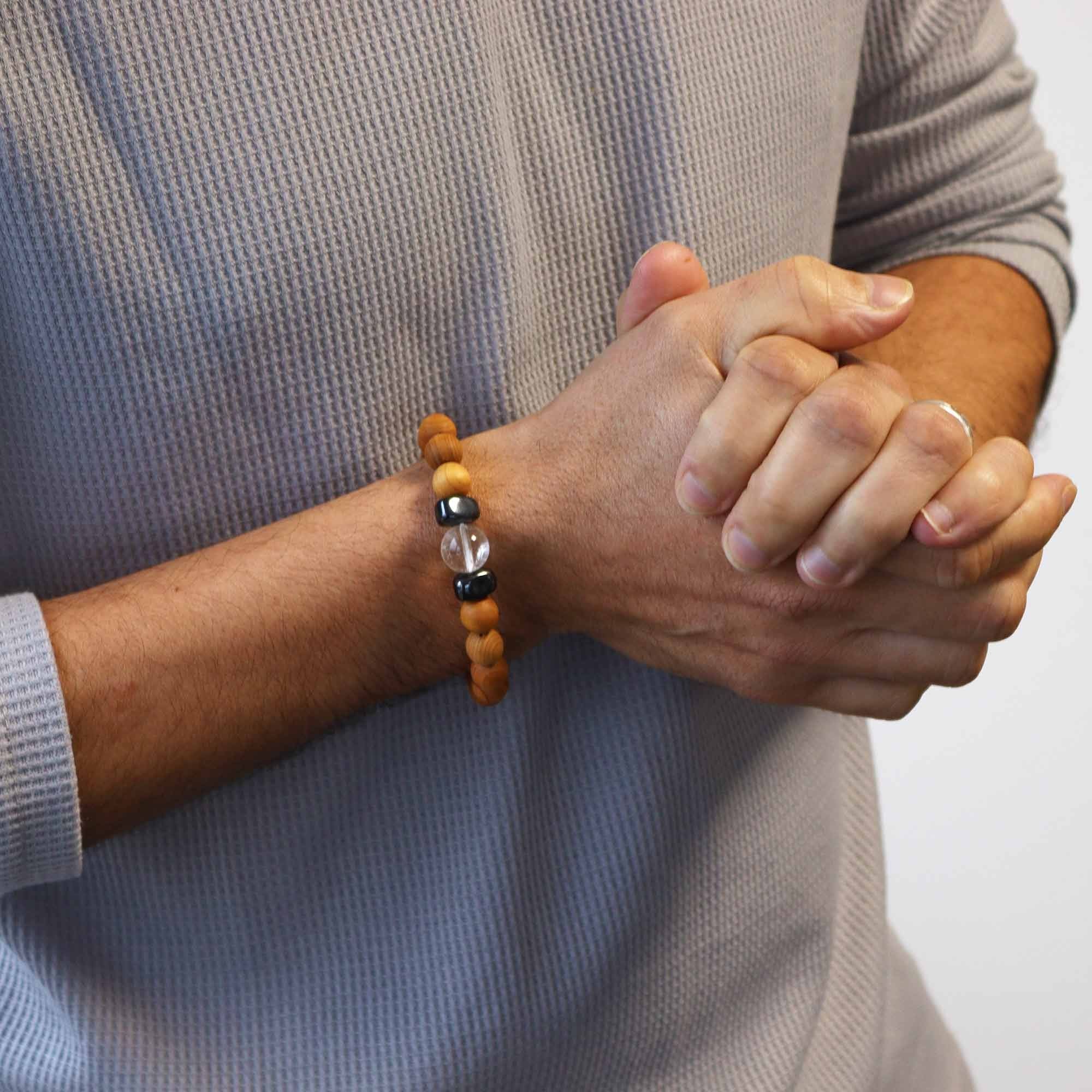 Cedarwood Crown Chakra Bangle - Clear Quartz | Velora