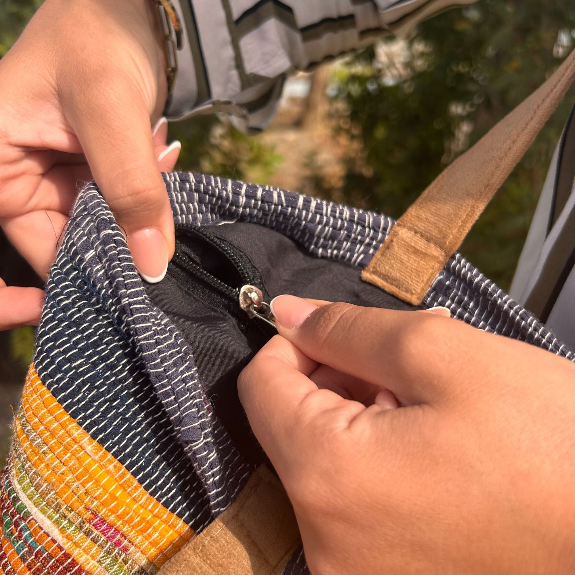 Recycled Big Rug Bag - Shades of Mushrooms | Velora