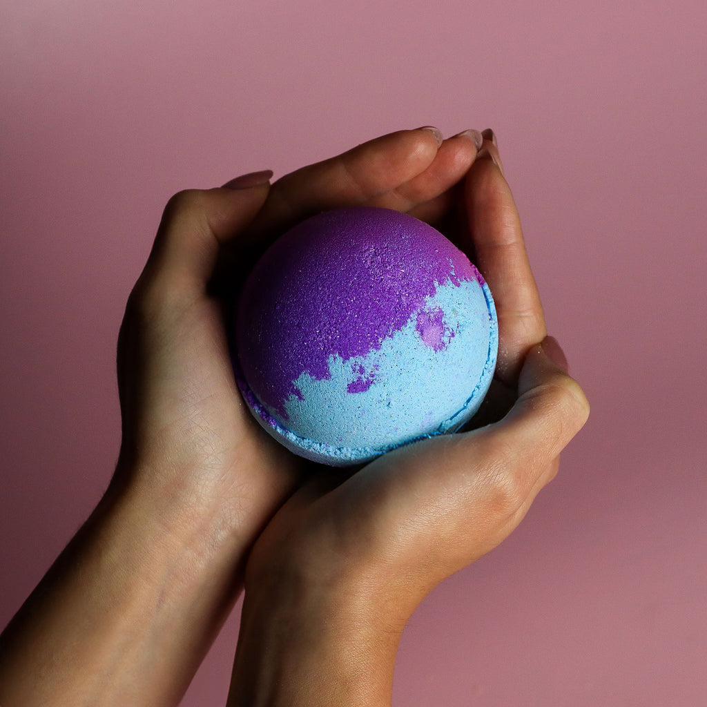 Jumbo Bath Bomb - Amethyst Creed | 250g | Velora