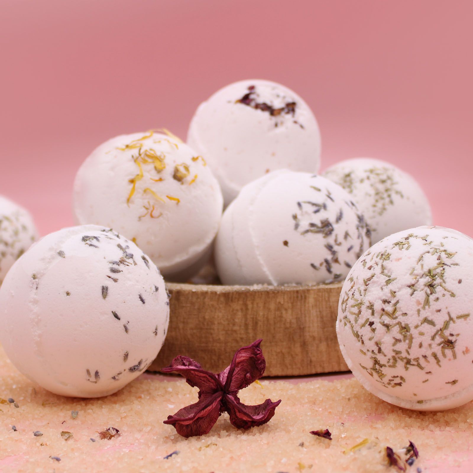 Himalayan Salt Bath Bomb - Relax | Velora