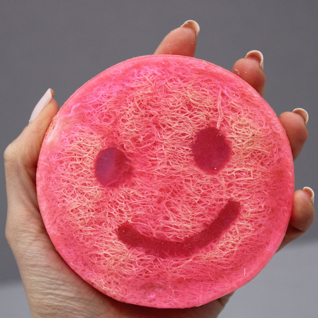Happy Scrub Soap - Strawberry & Guava | Velora