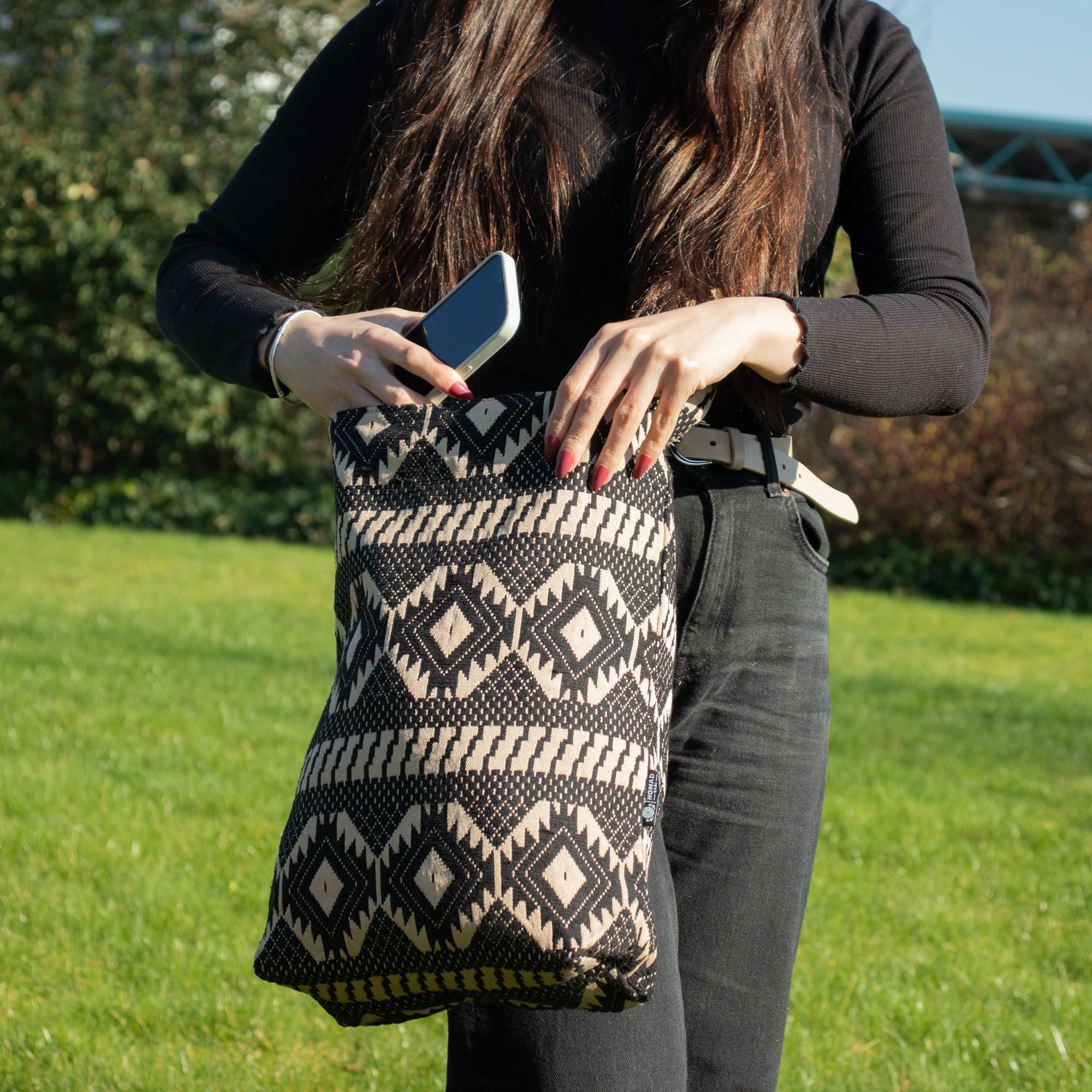 Desert Loom Sari Jacquard Carryall Bag | Nomad Collection | Velora