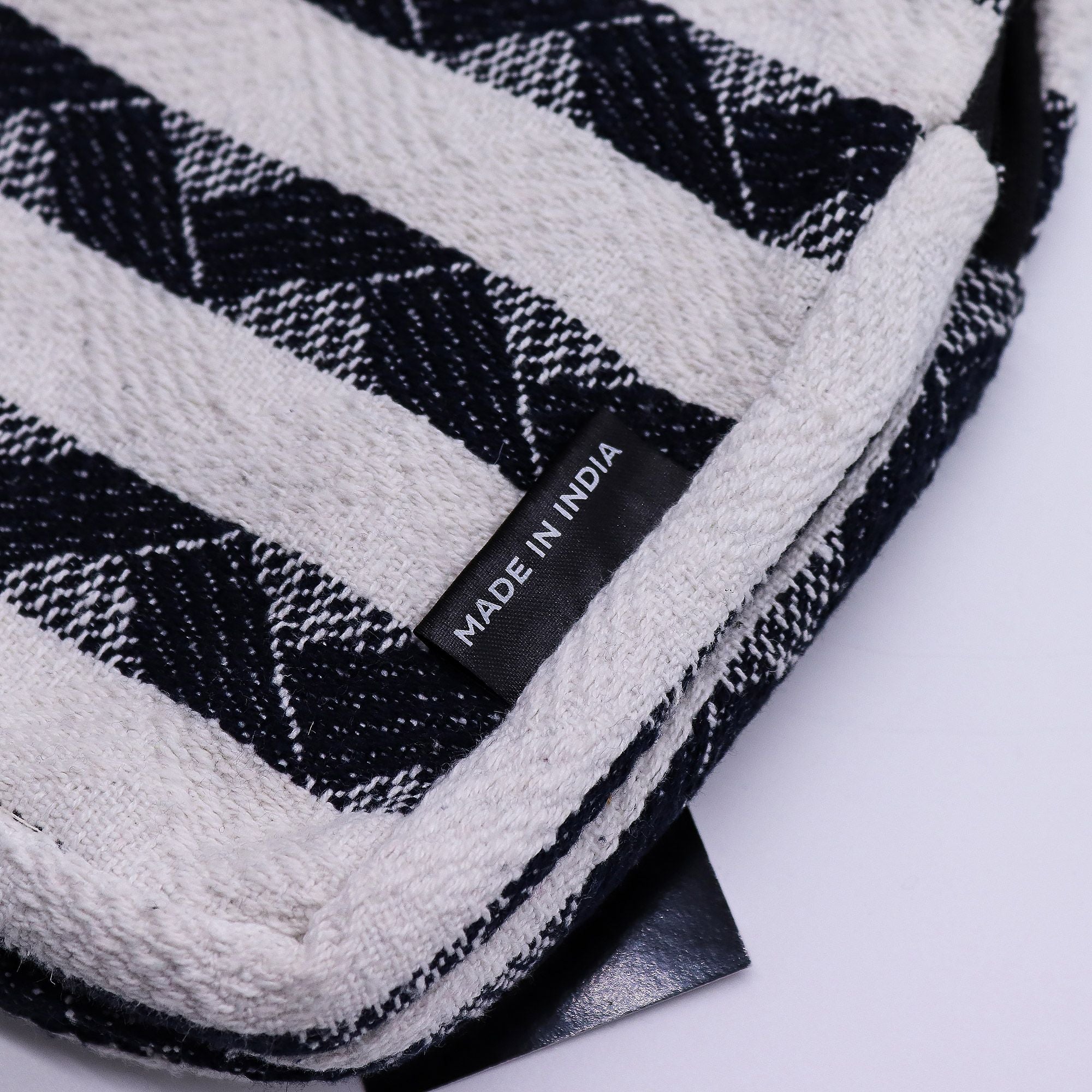 Nomad Sari Jacquard Natural Crossbody Bag | Atlas Nomad | Velora